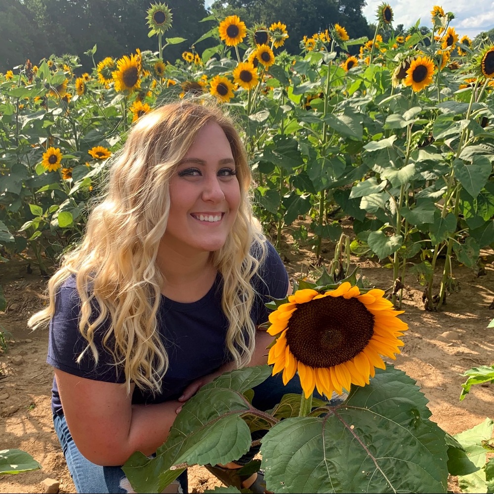 Meet your Posher, Amber